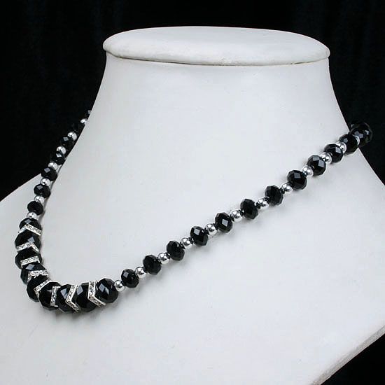 Black Crystal Glass Faceted Beads Jewelry Necklace 19L  